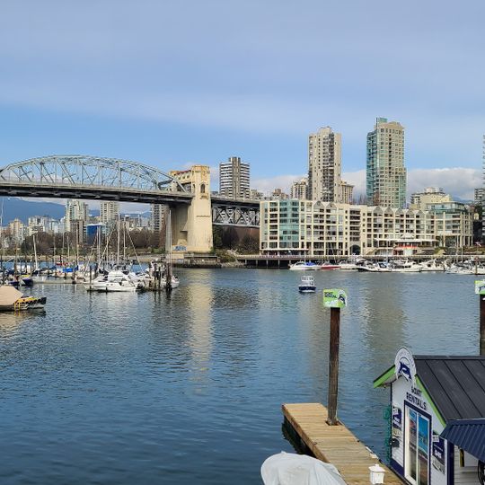 Bridges Restaurant