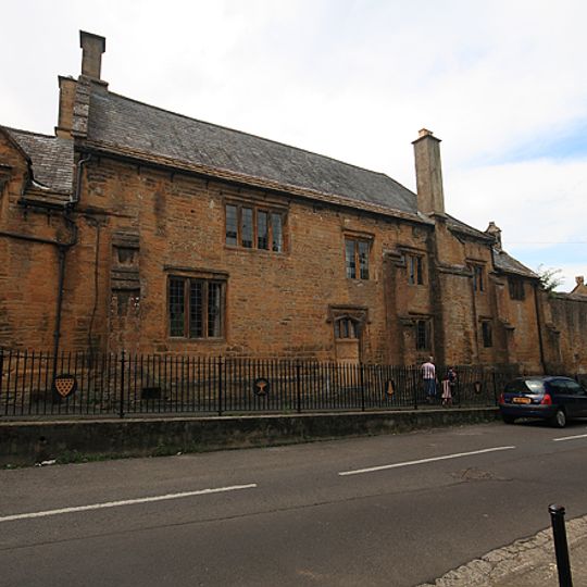 Medieval secular college at Parsonage Farm