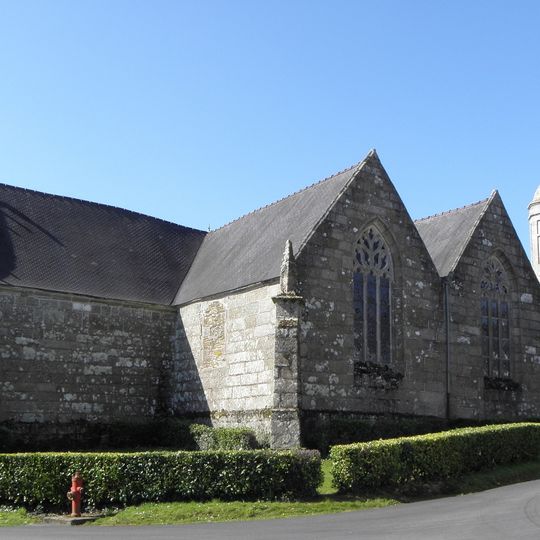 Église Saint-Pierre de Plounévez-Quintin