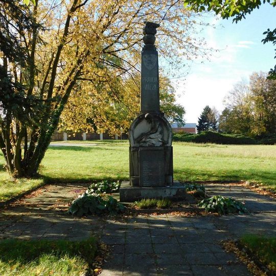 Pomník padlým ve Vraždových Lhoticích