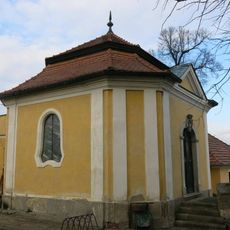 Kaple na hřbitově v Budyni nad Ohří