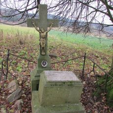 Kříž severně od pily v Zachotíně