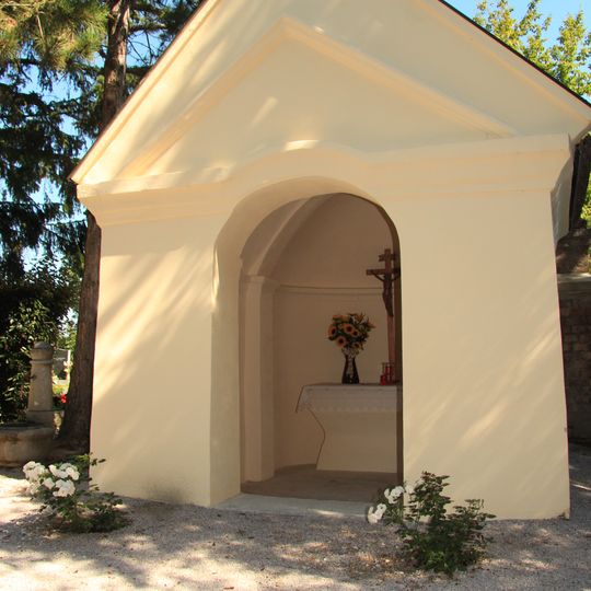 Cemetery in Münchendorf