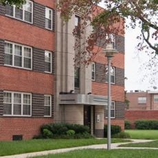 Samester Parkway Apartments