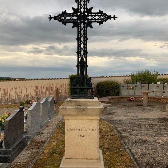 Croix de cimetière de Balan