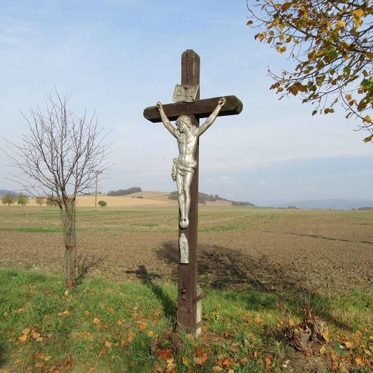 Kříž na okraji Troubelic