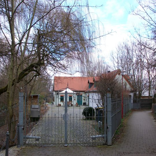 Kirchstraße 38