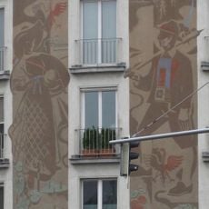 Sgraffito "Südtiroler und Südtirolerin" by Hans Wulz, Vienna