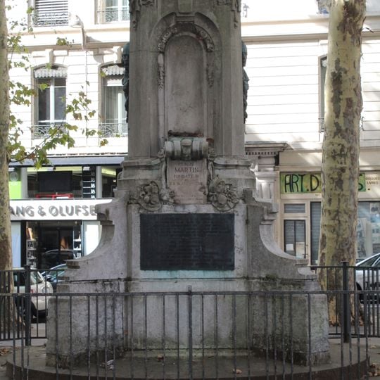 Monument aux Grands Hommes de la Martinière