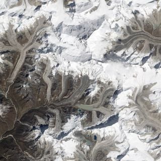 Lhotse Shar Glacier