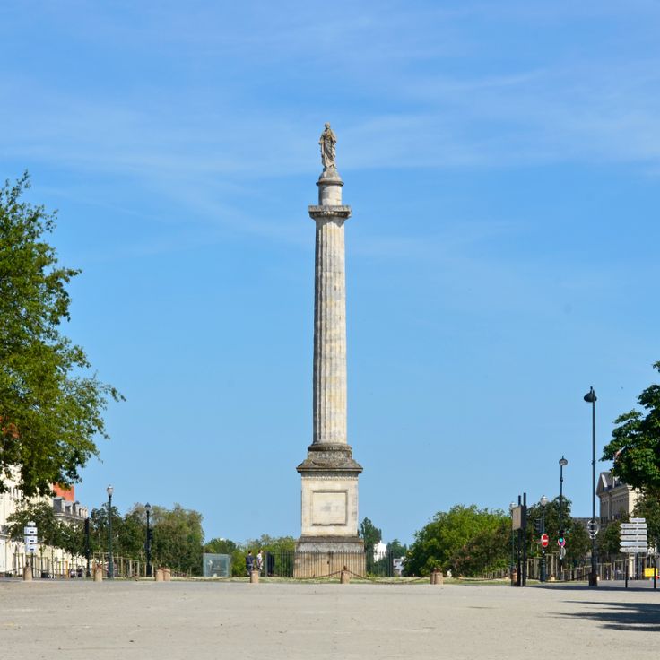 Colonne Louis-XVI