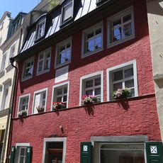 Wohn- und Geschäftshaus