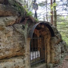 Skalní kaplička Nejsvětější Trojice