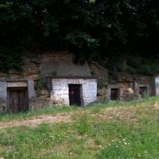 Cellars in Dubá