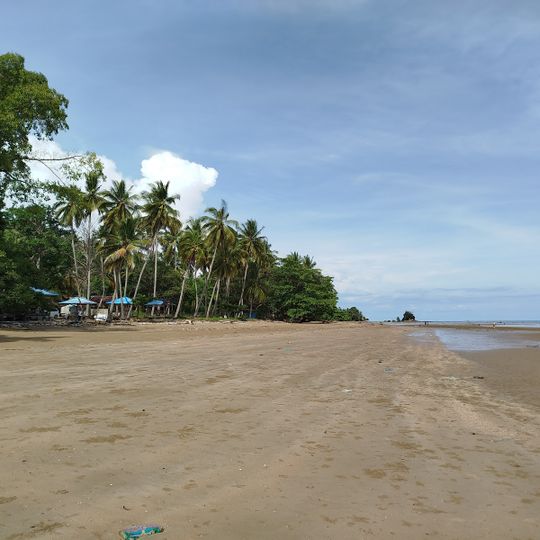 Batu Lamampu Beach