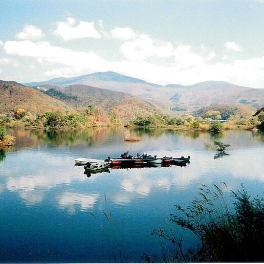 Akimoto Lake