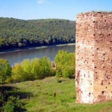 Bieniewski castle in Rakovets