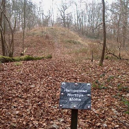 Hampstead Norris Castle