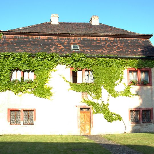 Dómské náměstí 12