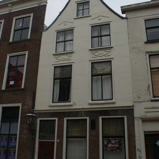 Hogewoerd 110, Leiden