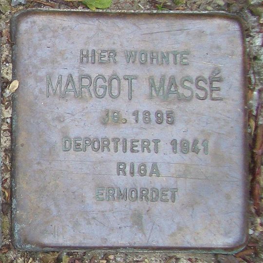 Stolperstein en memoria de Margot Massé