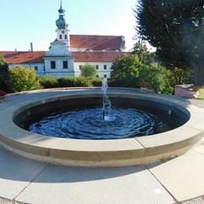 Fontána v zahradě Břevnovského kláštera