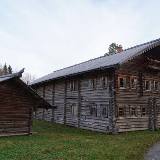 Дом-двор Тропина