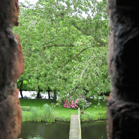 Huis te Heenvliet : historische tuinaanleg