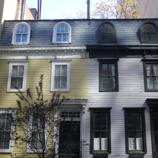 312 y 314 East 53rd Street