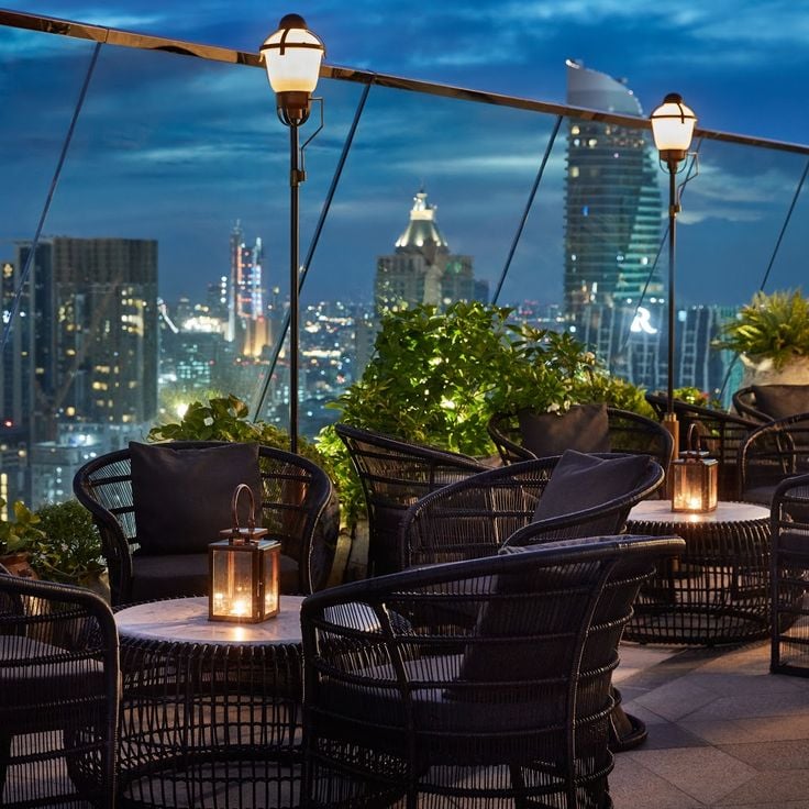 Penthouse Bar and Grill