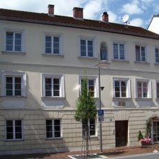 Ehemaliges Wohn- und Geschäftshaus, jetzt Amtsgebäude