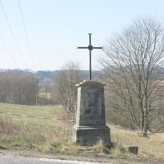 Kříž u silnice 270 v České Vsi