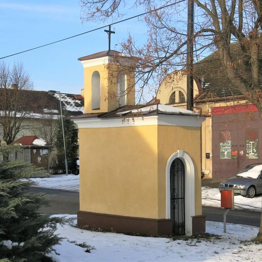 Kaple na návsi v Němčicích
