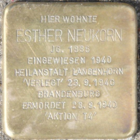 Stolperstein à la mémoire d’Esther Neukorn