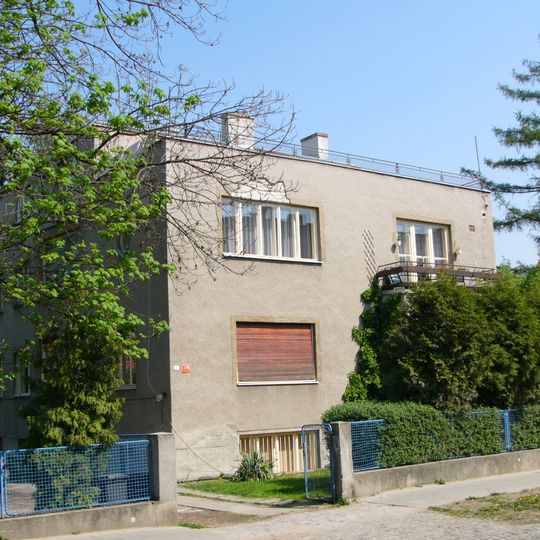 Vila Pauly a Hanse Briessových