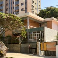 Imóvel à Avenida Olegário Maciel, nº 1318