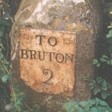 Milestone On A359 At Ngr St 7007 3750