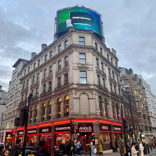 22, Coventry Street W1