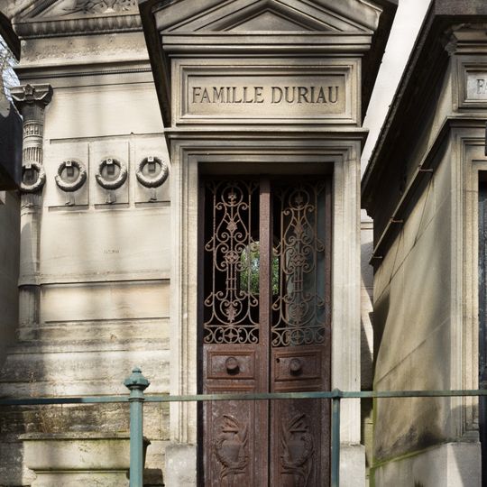 Grave of Duriau