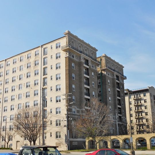 Eutaw-Madison Apartment House Historic District