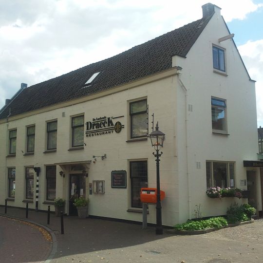 Kerkplein 6, Abcoude