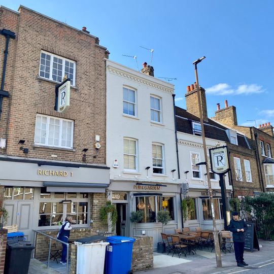 The Tolly Public House