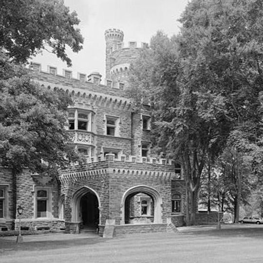 Castillo Grey Towers