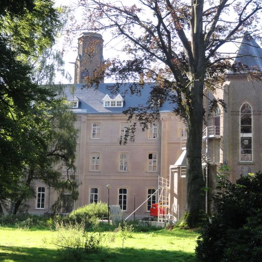 De Binckhof, voorheen Jezuïetenklooster Mariendaal