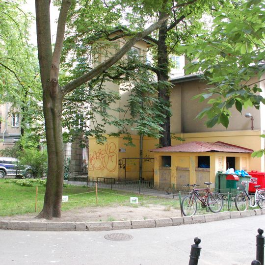 Pałac Belina-Brzozowskich - domek dozorcy