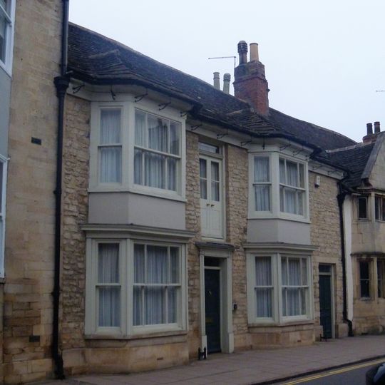 34, St Peter's Street