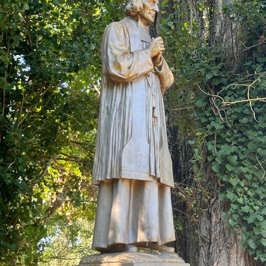 Statue : Saint Curé d'Ars
