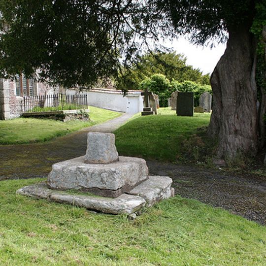 Churchyard cross 4m south of Zeal Monachorum church porch