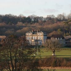 Ashdown House School