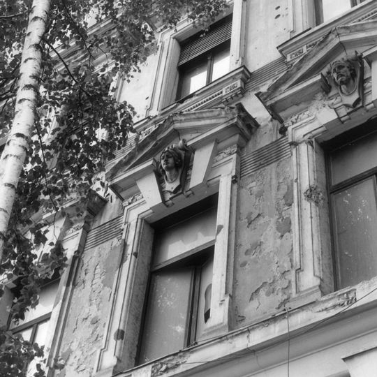 Mietshaus Floßplatz 33